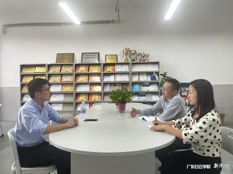 图片 1.png 图片 1.png